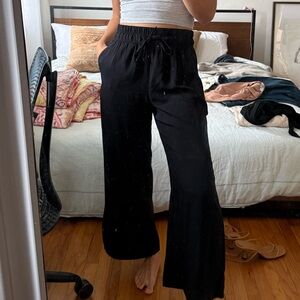 Abercrombie & Fitch Size M wide leg pant